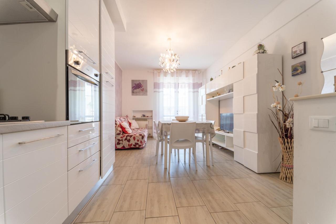 Viola Lido Adriano Villa Екстериор снимка